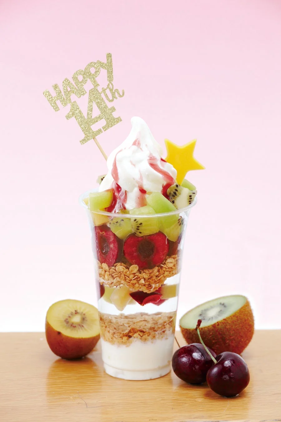 東毛酪農63℃ トリコロールパフェ