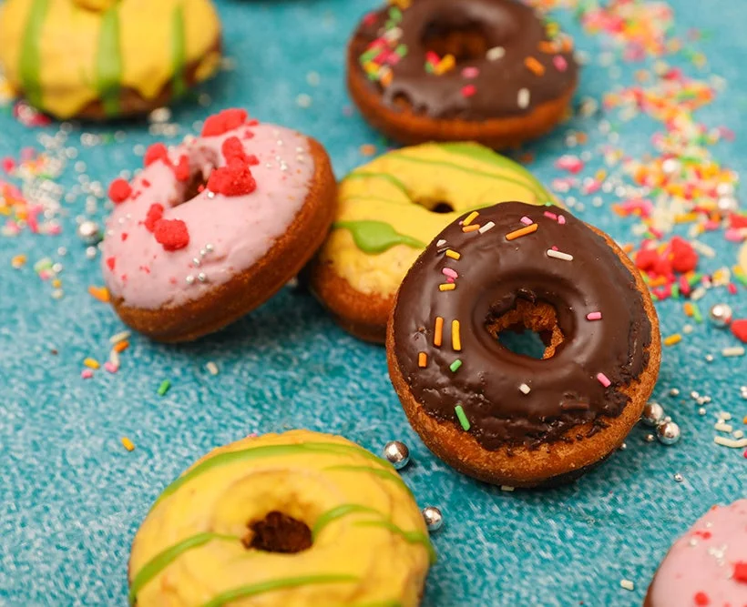 カラフルなドーナツ